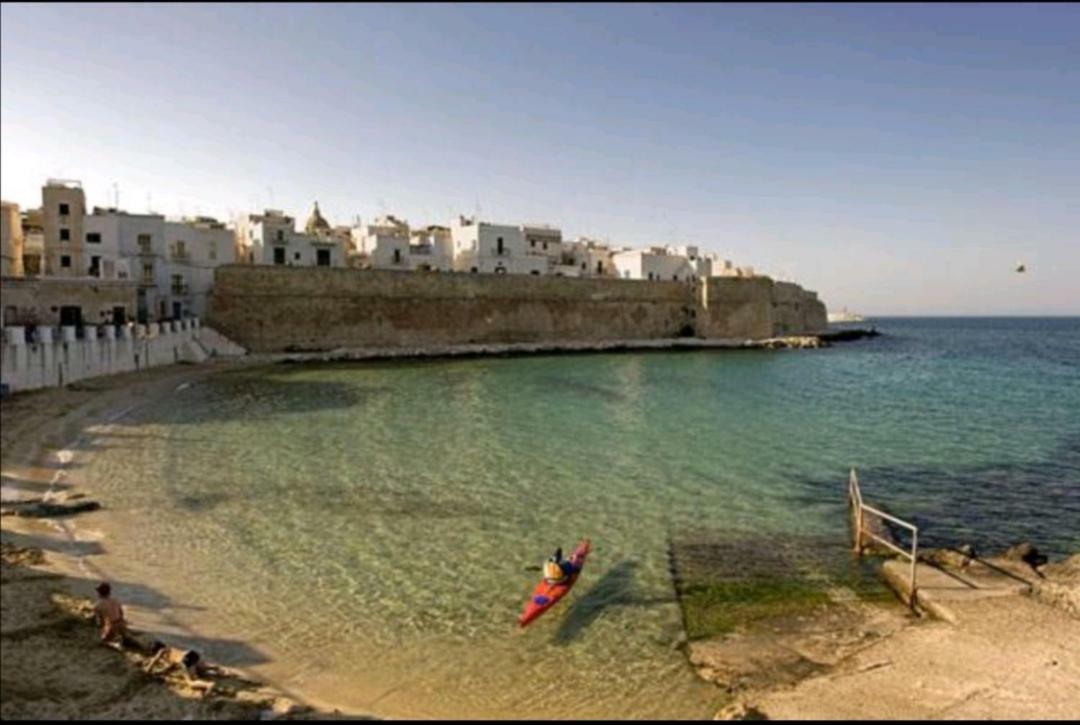 Casa Chiara Appartement Monopoli Buitenkant foto